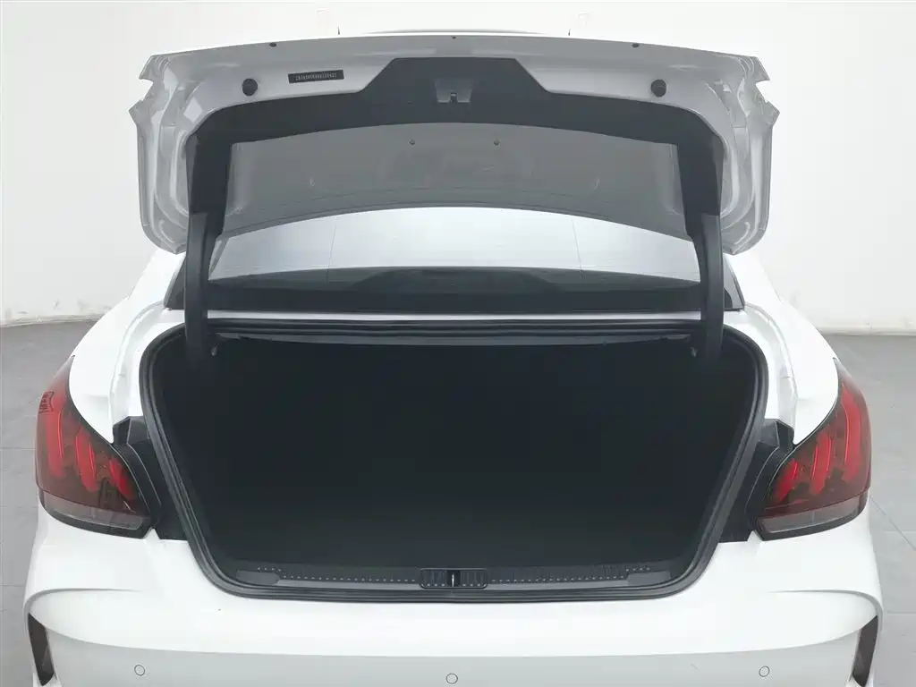 MG5 2023 180DVVT CVT Fashion Edition купить на сайте DeffCars