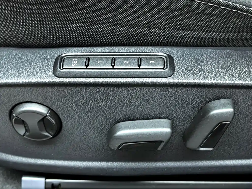 Golf 2023 280TSI DSG Pro купить на сайте DeffCars