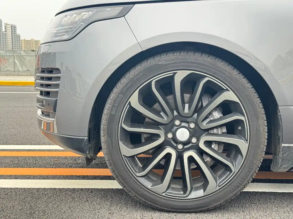 Range Rover 2020 3.0 L6 Legend Extended Edition купить на сайте DeffCars