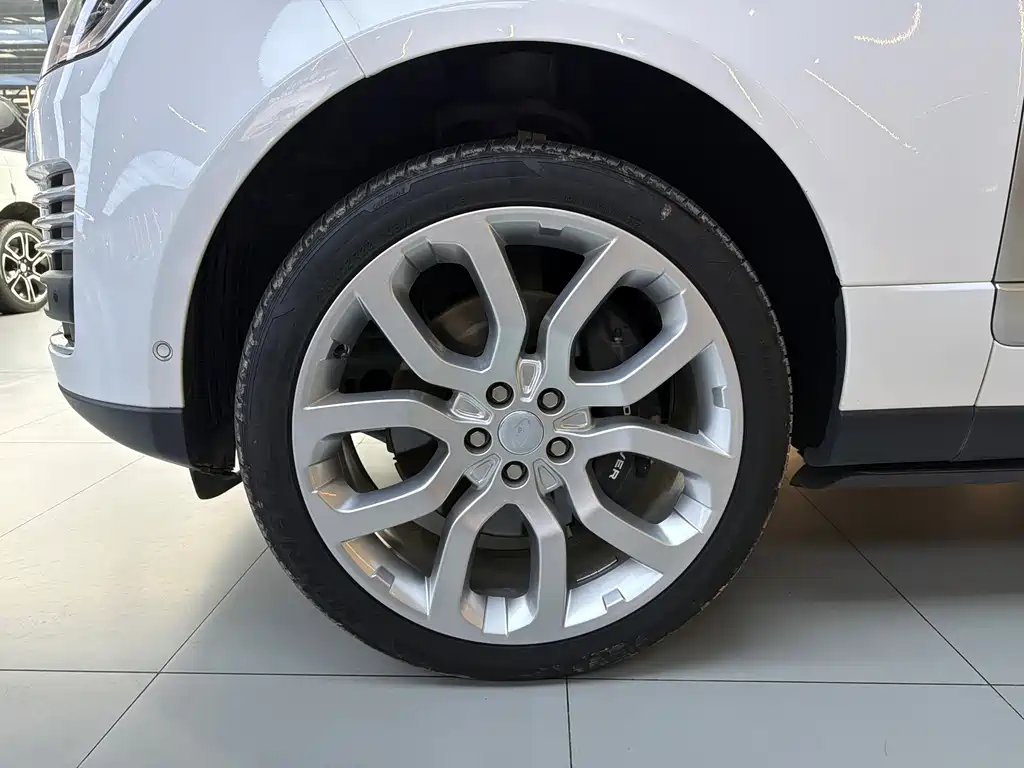 Range Rover 2022 3.0 L6 400PS Honor Creation Extended Edition купить на сайте DeffCars