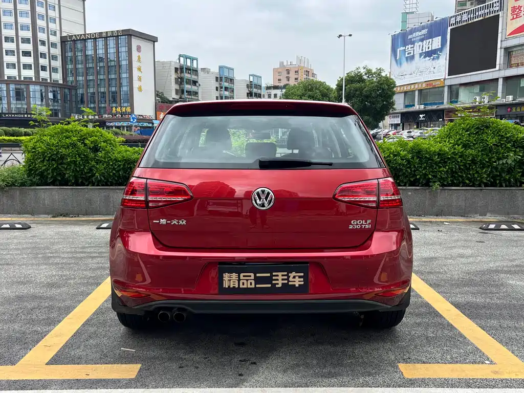 Golf 2016 230TSI Automatic Luxury Edition купить на сайте DeffCars