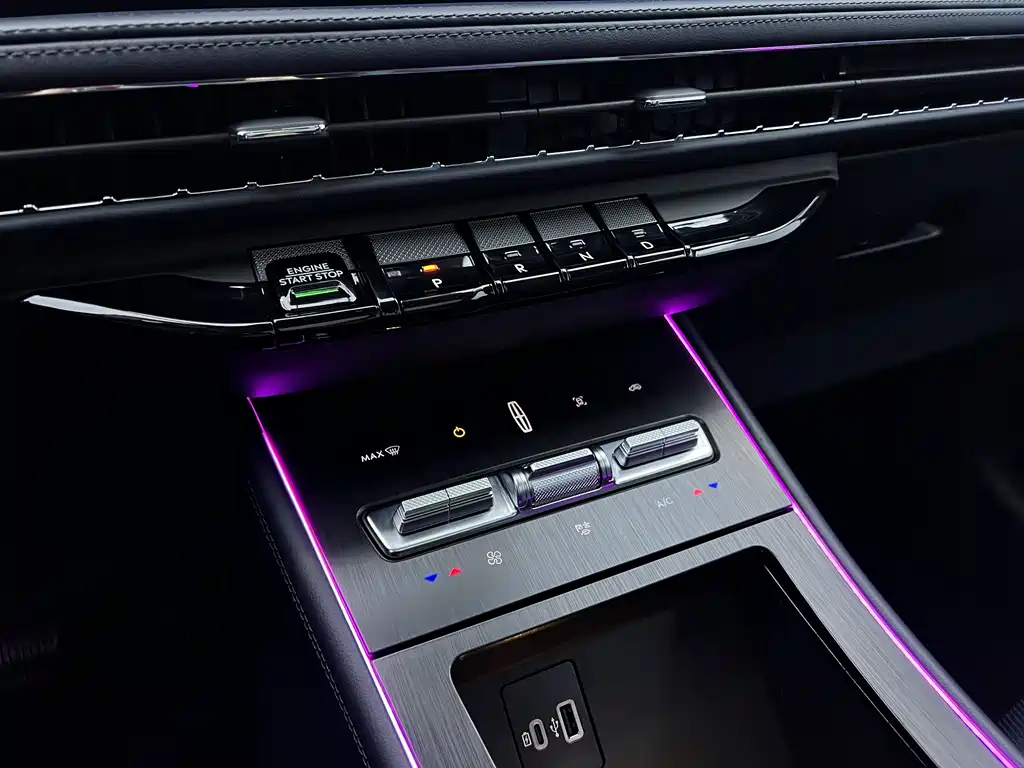 Adventurer 2024 1.5T two-wheel drive exclusive hybrid version купить на сайте DeffCars