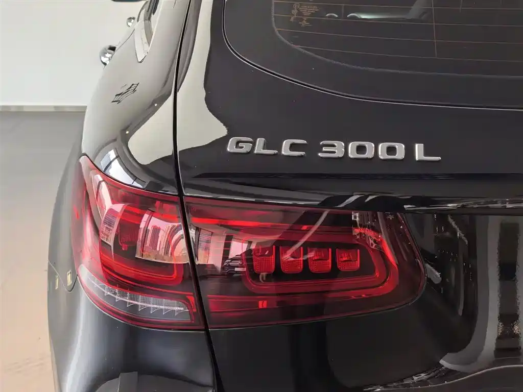 Mercedes-Benz GLC 2020 facelift GLC 300 L 4MATIC dynamic купить на сайте DeffCars