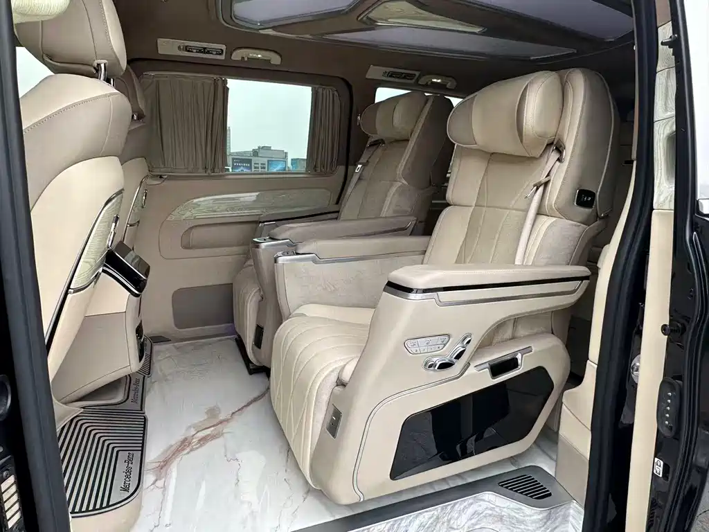 Vito 2021 2.0T Business Edition 7 seats купить на сайте DeffCars