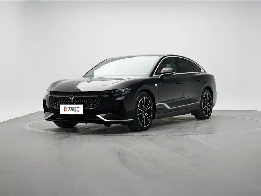 Lantu Chasing Light 2024 PHEV four-wheel drive ultra-long range flagship version купить на сайте DeffCars