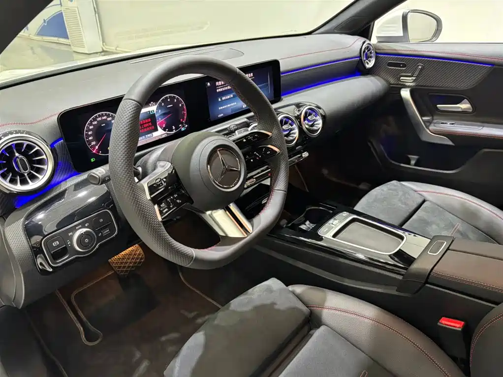 Mercedes-Benz A-Class 2025 A 200 L Fashion Model купить на сайте DeffCars