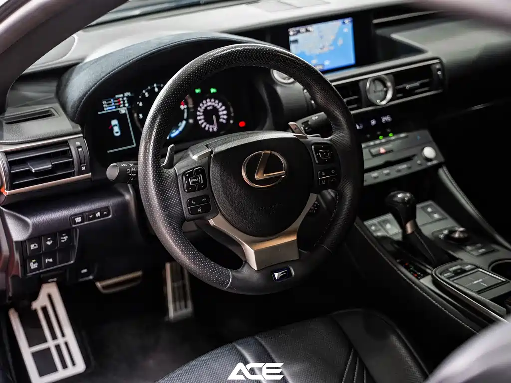 Lexus RC F 2016 F 5.0L carbon fiber version купить на сайте DeffCars
