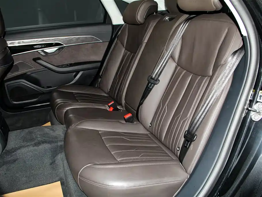 Audi A8 2024 A8L 45 TFSI quattro luxury model купить на сайте DeffCars