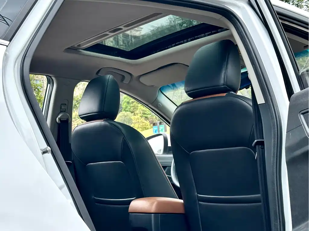 Ruixing 2016 1.5T Automatic Value Deluxe Edition купить на сайте DeffCars