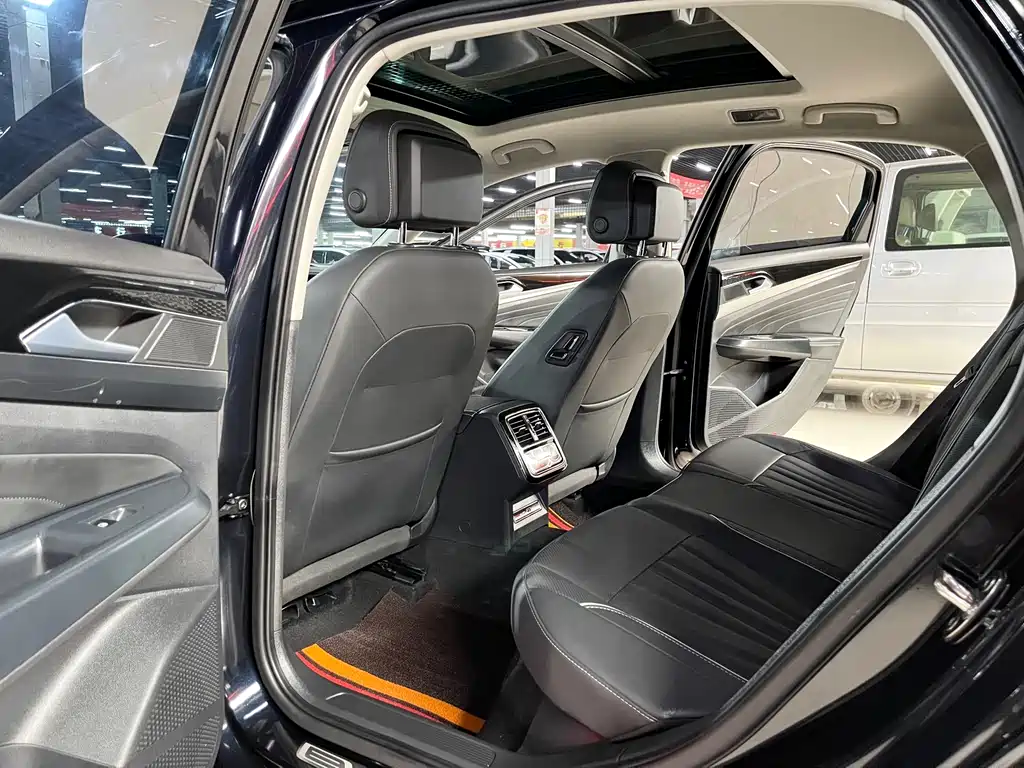 Passat 2024 330TSI Star Elite Edition купить на сайте DeffCars