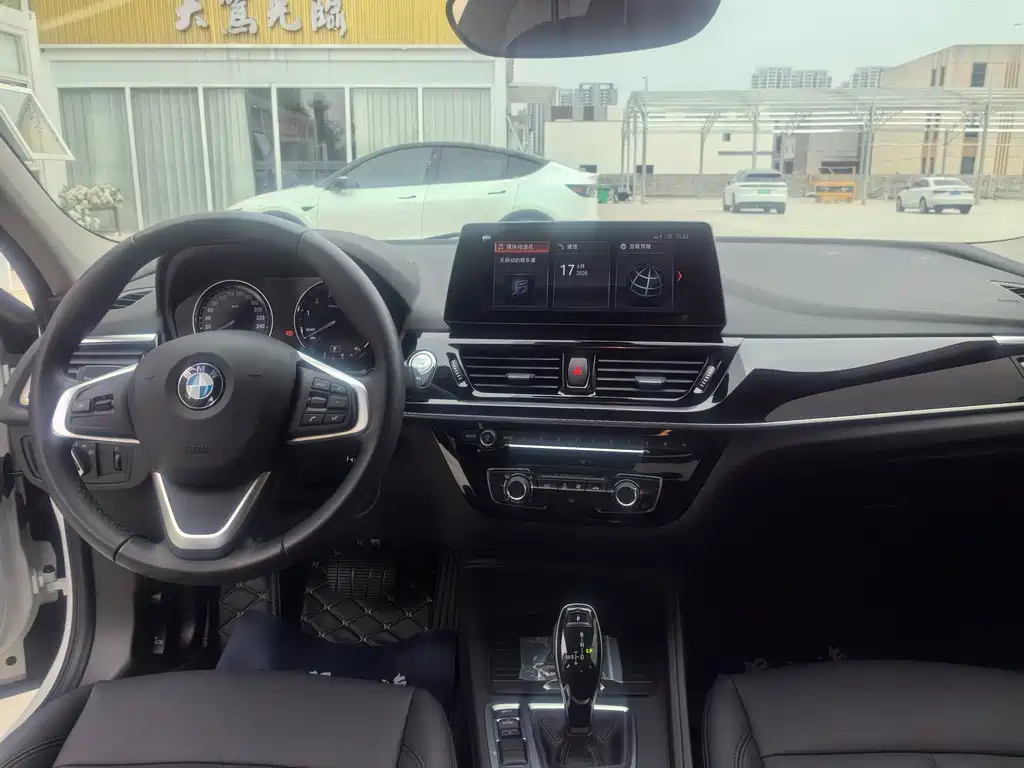 BMW 1 Series 2023 120i M Sports Edition купить на сайте DeffCars