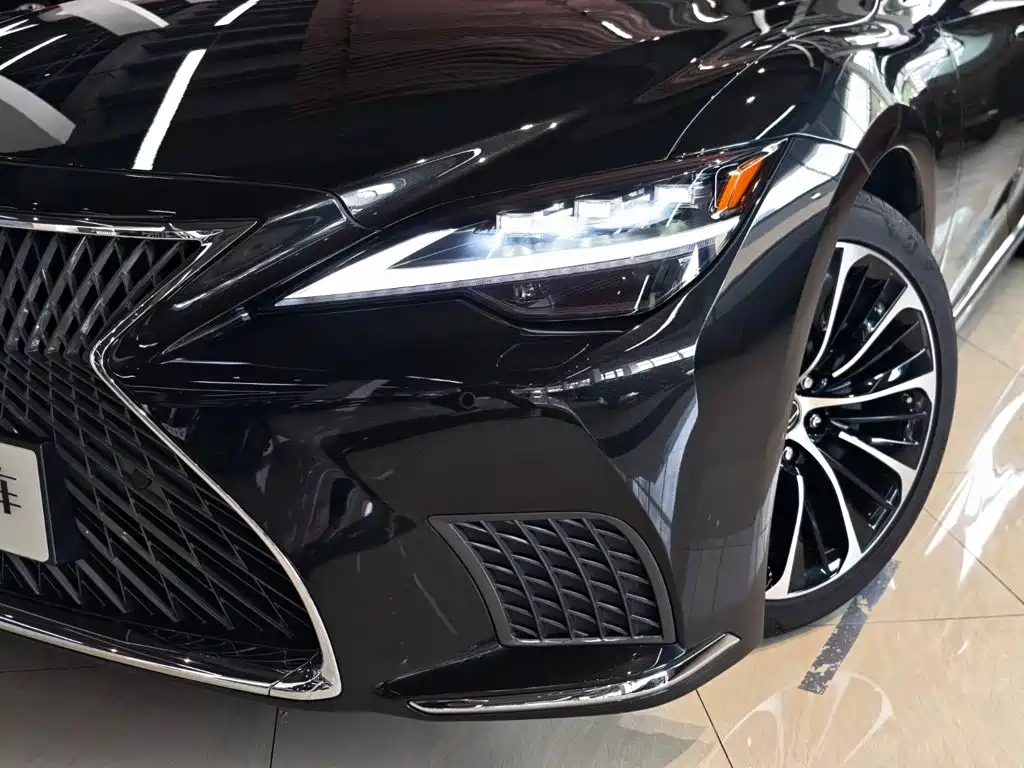 Lexus LS 2021 500h Executive Edition купить на сайте DeffCars