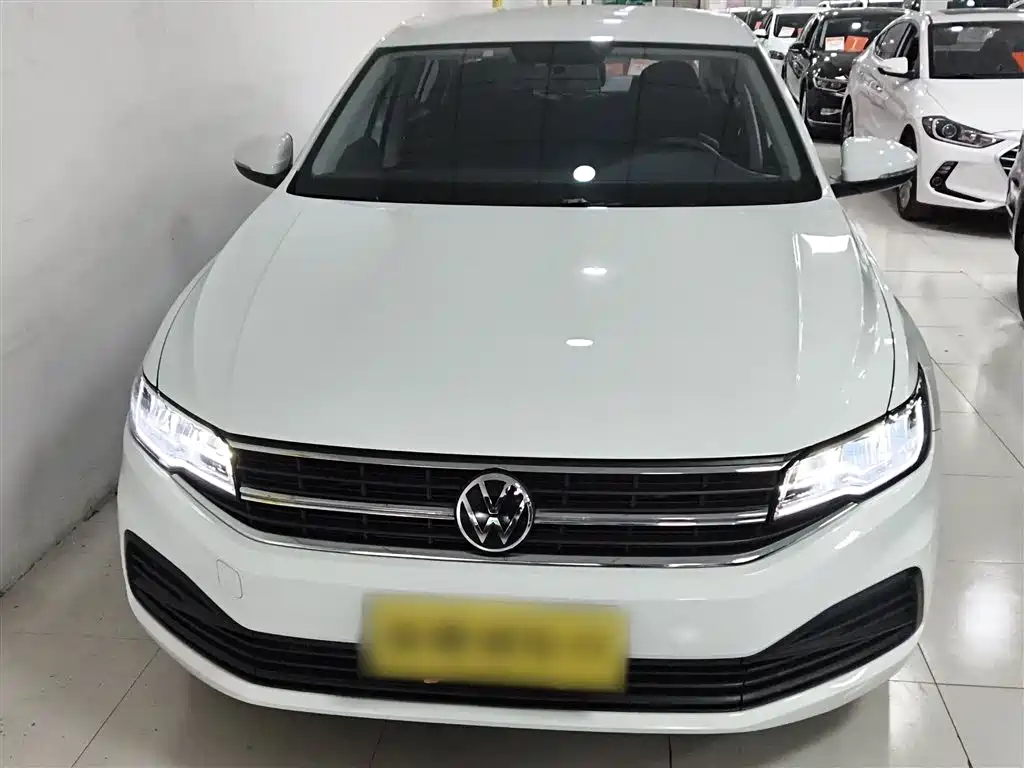 Bora 2021 1.5L Automatic Fashion Smart Connected Edition купить на сайте DeffCars
