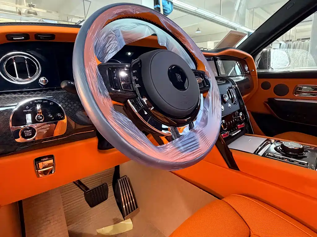 Cullinan 2024 Black Badge купить на сайте DeffCars