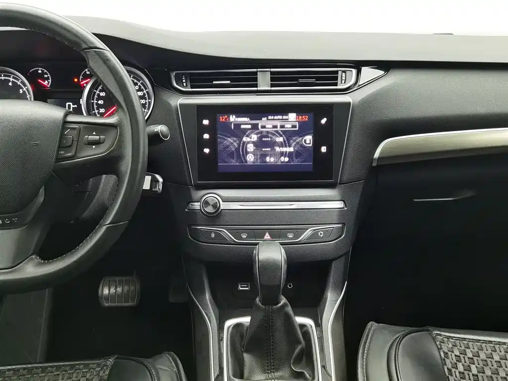 Peugeot 408 2015 1.2T automatic luxury version купить на сайте DeffCars