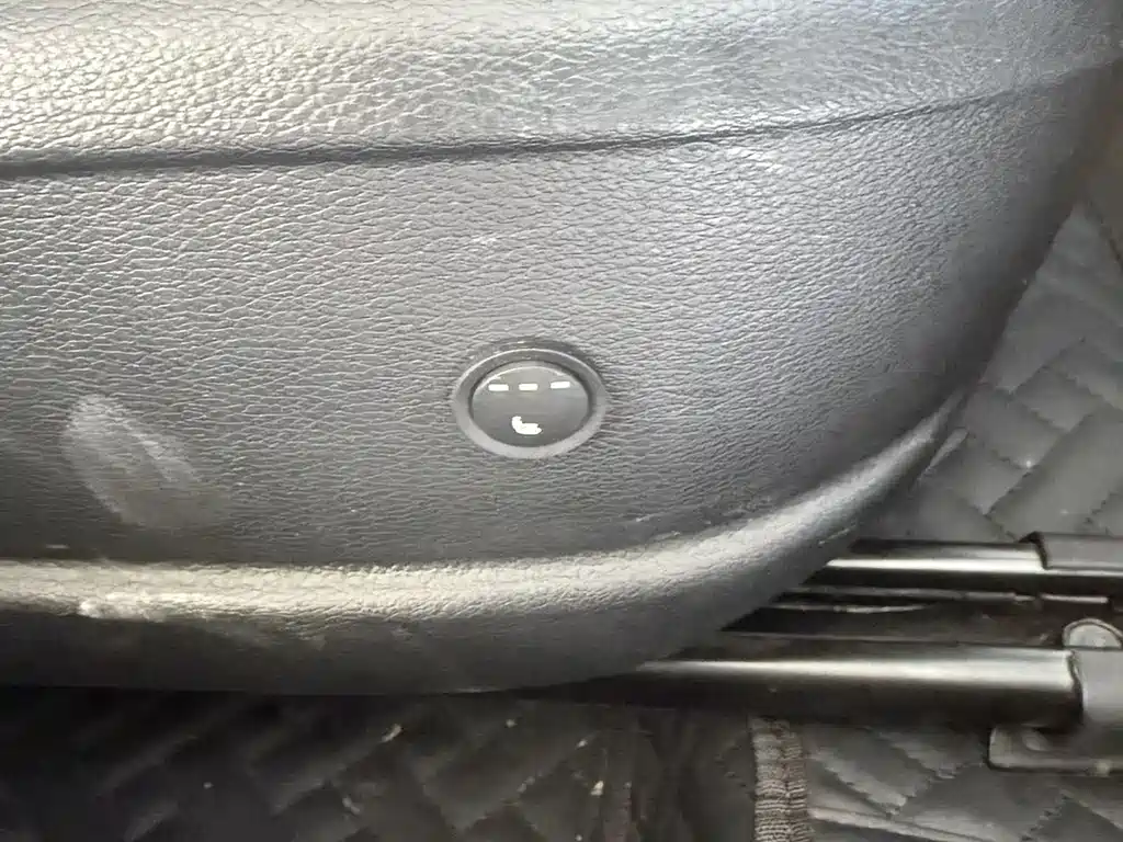 Kia K3 2023 1.5L CVT Premium Edition купить на сайте DeffCars