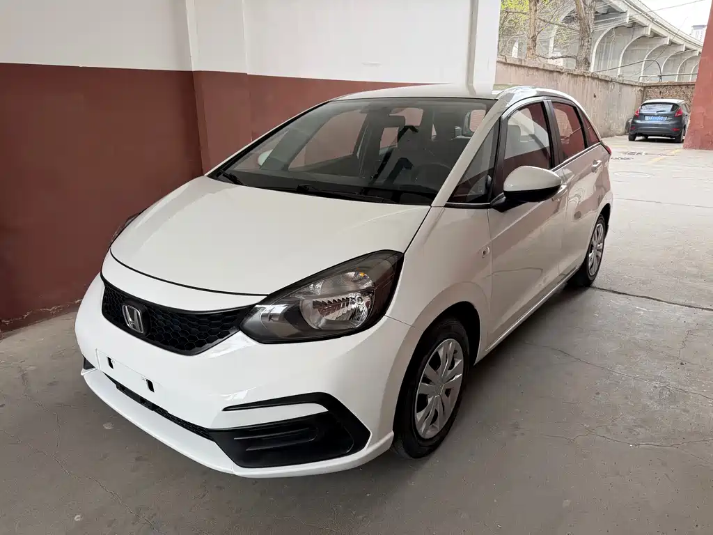 Fit 2023 1.5L CVT Trendy Edition купить на сайте DeffCars