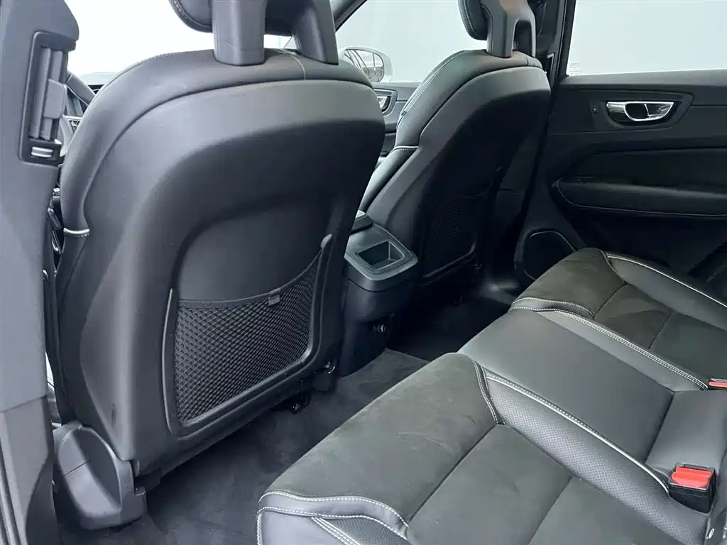 Volvo XC60 2018 T5 four-wheel drive Zhiyuan Sport Edition купить на сайте DeffCars