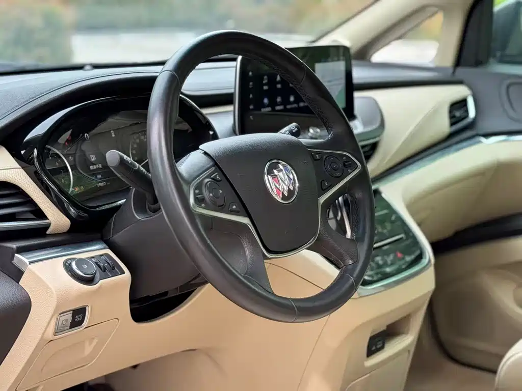 Buick GL8 2023 Land Business Class 652T Luxury купить на сайте DeffCars