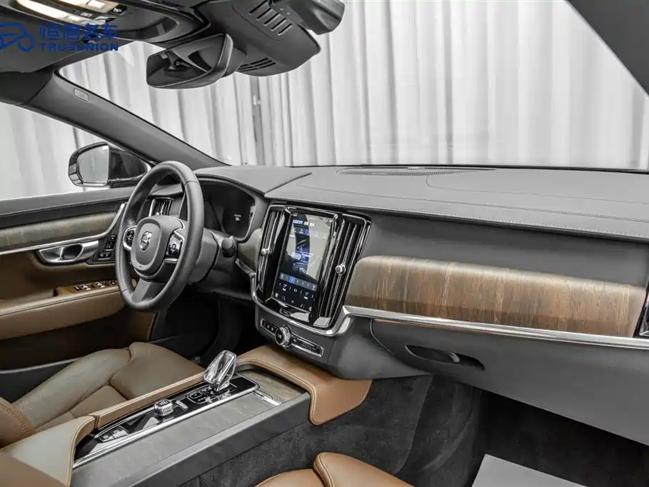 Volvo S90 2024 B5 Zhiyuan Luxury Edition купить на сайте DeffCars