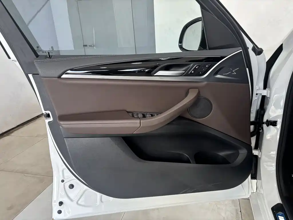 BMW X3 2022 xDrive25i M Sports Package купить на сайте DeffCars
