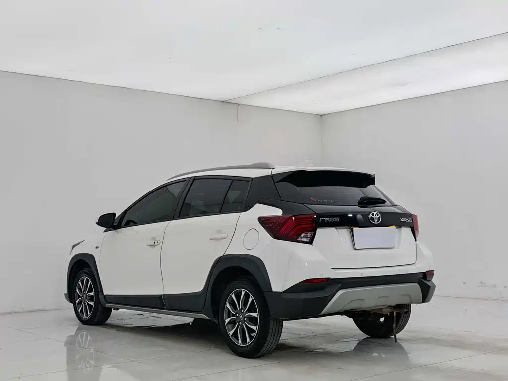 YARiS L Zhixuan 2022 Zhixuan X 1.5L CVT luxury PLUS version купить на сайте DeffCars