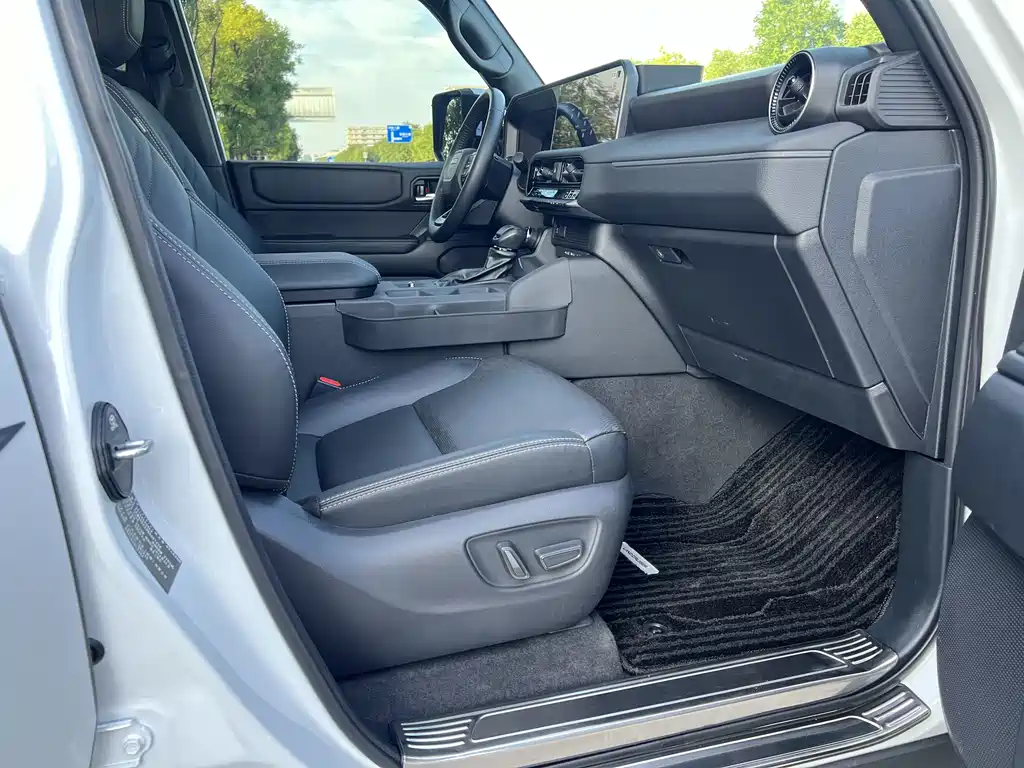 Prado 2024 2.4T all-round TX version 6 seats купить на сайте DeffCars
