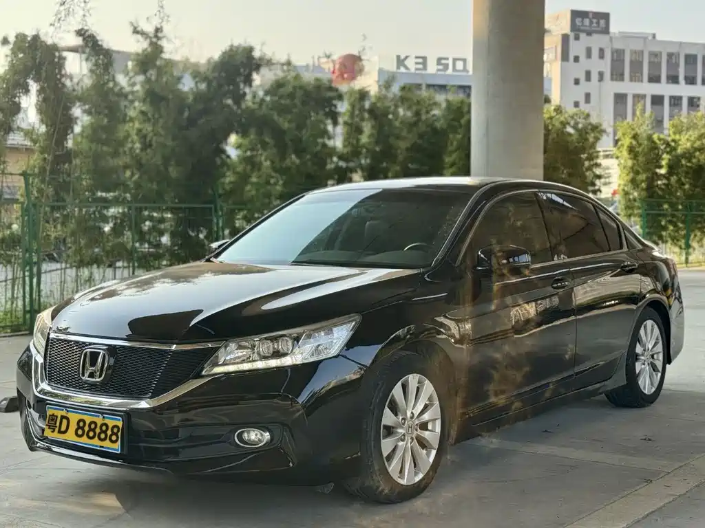 Accord 2016 2.4L EX New Year Limited Edition купить на сайте DeffCars