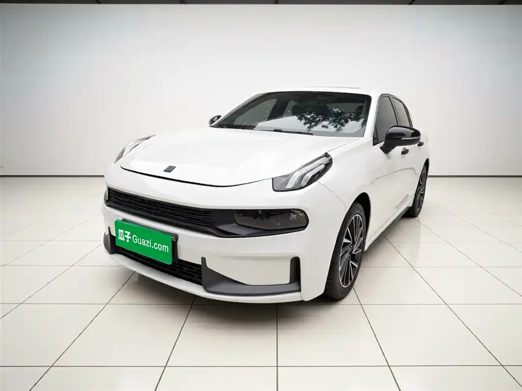 Lynk & Co 03 2021 1.5TD DCT Plus купить на сайте DeffCars