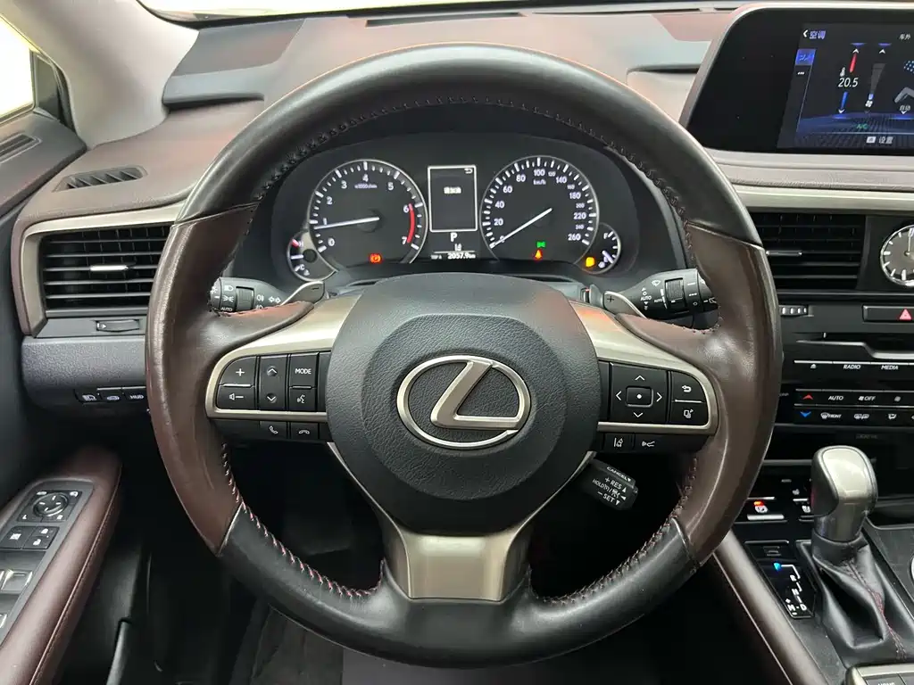 Lexus RX 2020 facelift 300 four-wheel drive elegant version купить на сайте DeffCars