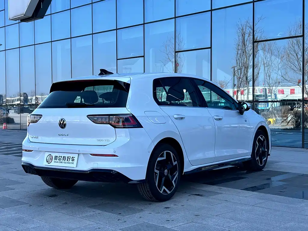 Golf 2025 facelift 300TSI R-Line купить на сайте DeffCars