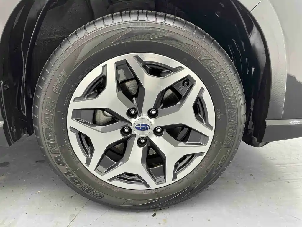 Forester 2022 2.0i AWD Deluxe Edition купить на сайте DeffCars