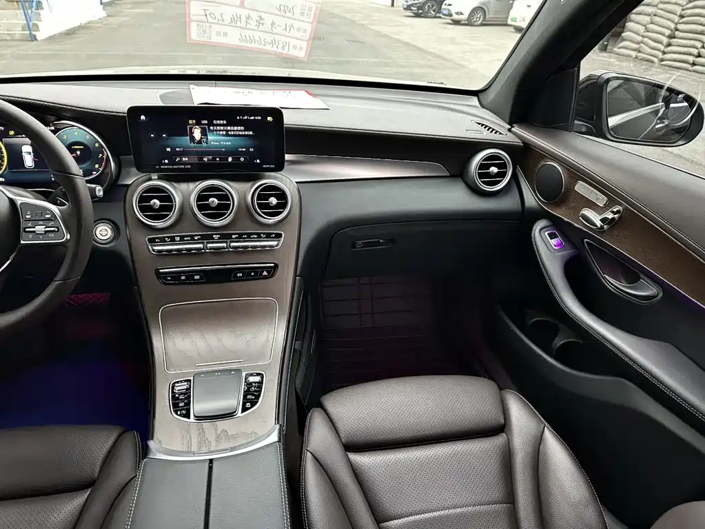 Mercedes-Benz GLC 2022 facelift GLC 260 L 4MATIC luxury model купить на сайте DeffCars