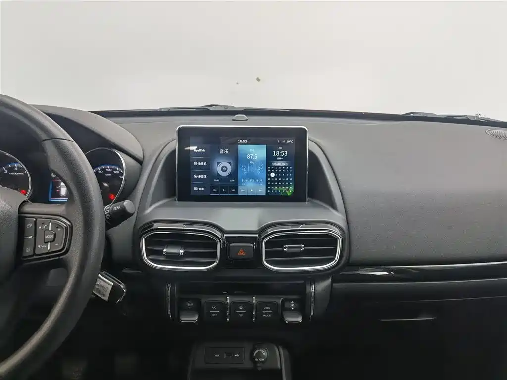 Dongfeng Fengshen AX4 2017 1.6L manual fashion model купить на сайте DeffCars
