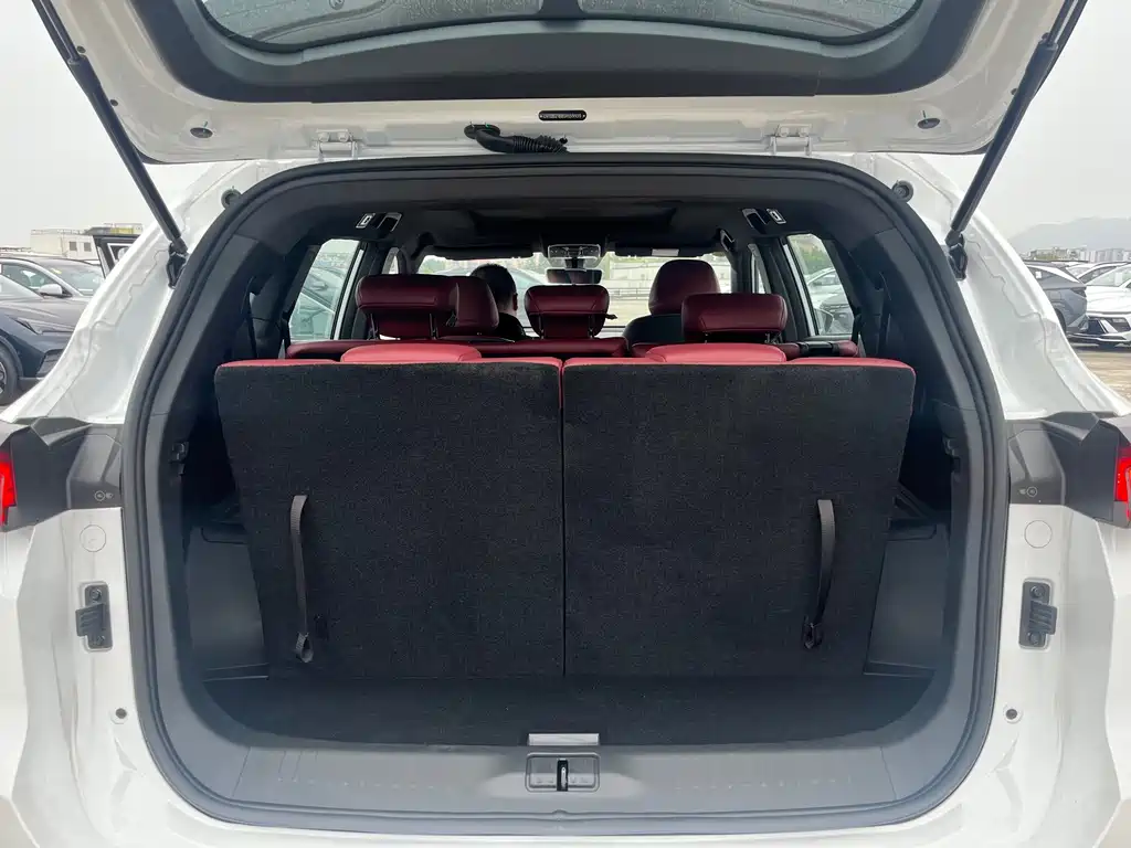 Jietu X70 PLUS 2025 Champion Edition 1.5T DCT Champion PRO 7 seats купить на сайте DeffCars