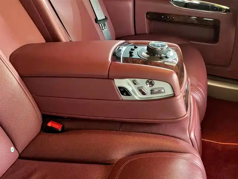 Ghost 2015 Series II Extended Edition купить на сайте DeffCars