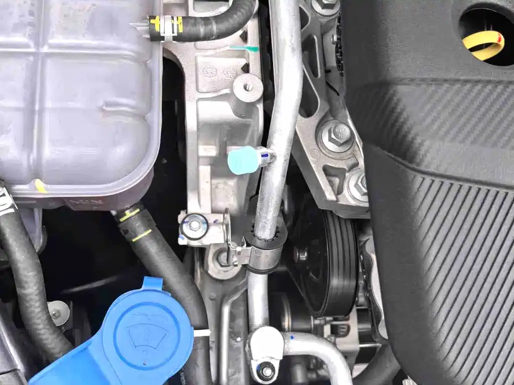 Changan UNI-V 2025 1.5T 500Bar premium sports model купить на сайте DeffCars
