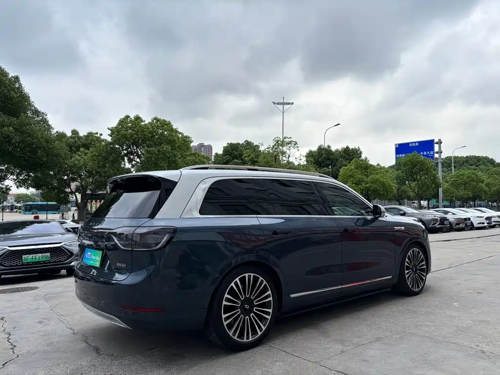 Wenjie M9 2024 extended range Ultra version 42kWh 6-seater version купить на сайте DeffCars