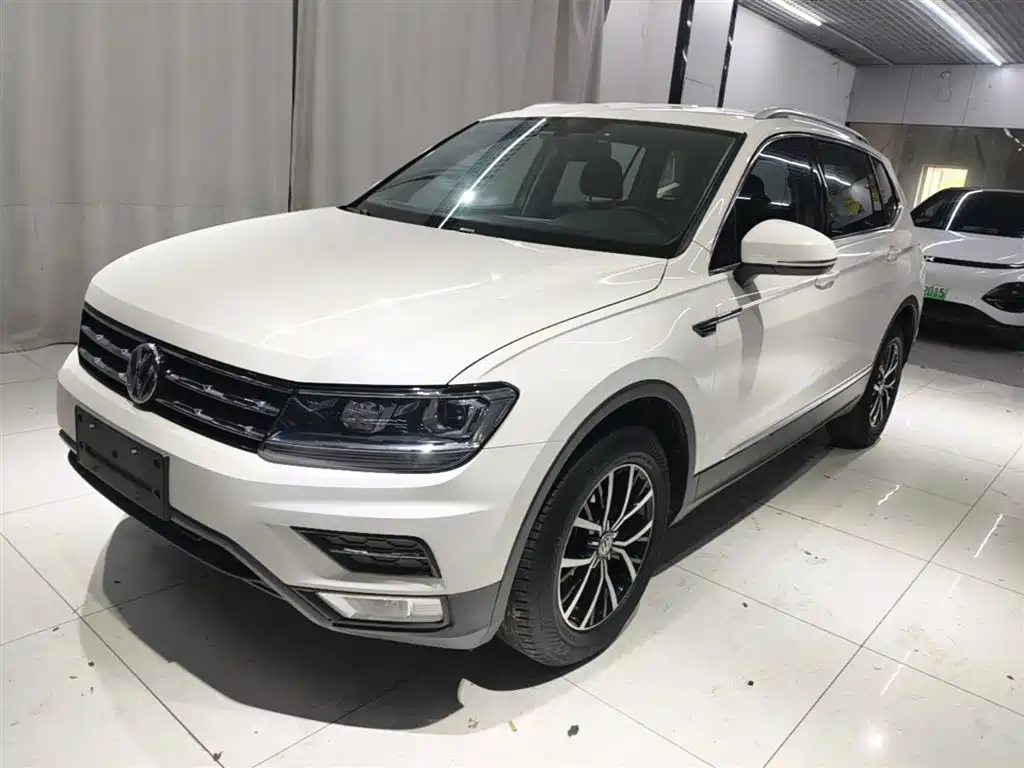 Tiguan L 2018 280TSI automatic two-wheel drive comfort version купить на сайте DeffCars