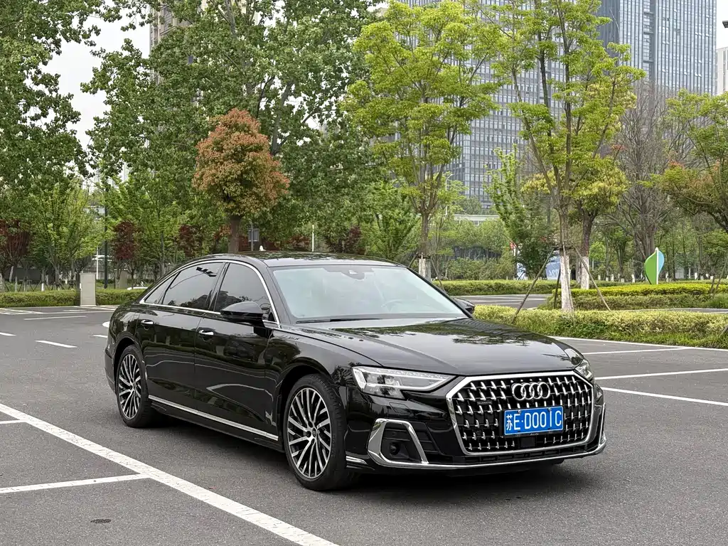 Audi A8 2023 A8L 50 TFSI quattro Premium Selection купить на сайте DeffCars