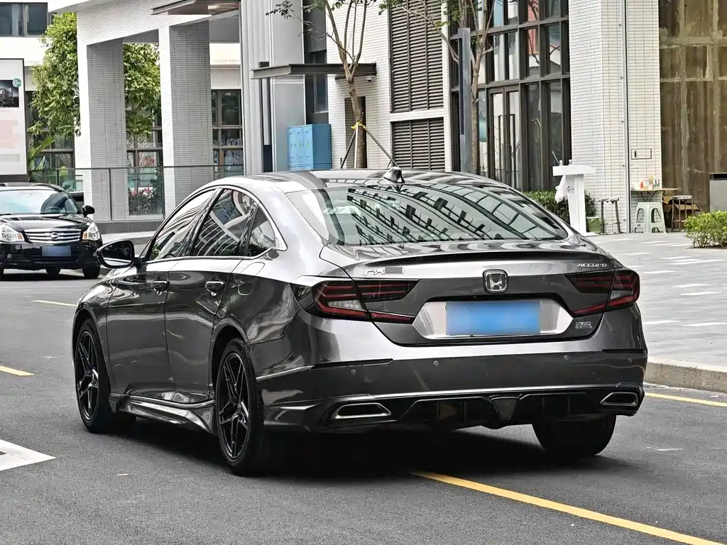 Accord 2018 260TURBO Elite Edition National V купить на сайте DeffCars