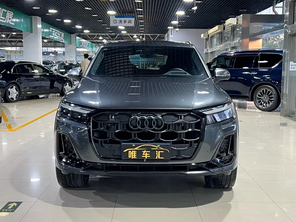 Audi SQ7 2024 Model 4.0 TFSI купить на сайте DeffCars
