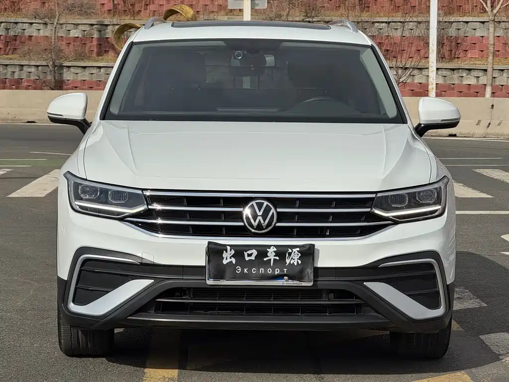 Tiguan L 2023 280TSI automatic two-wheel drive Chaochuang limited edition купить на сайте DeffCars