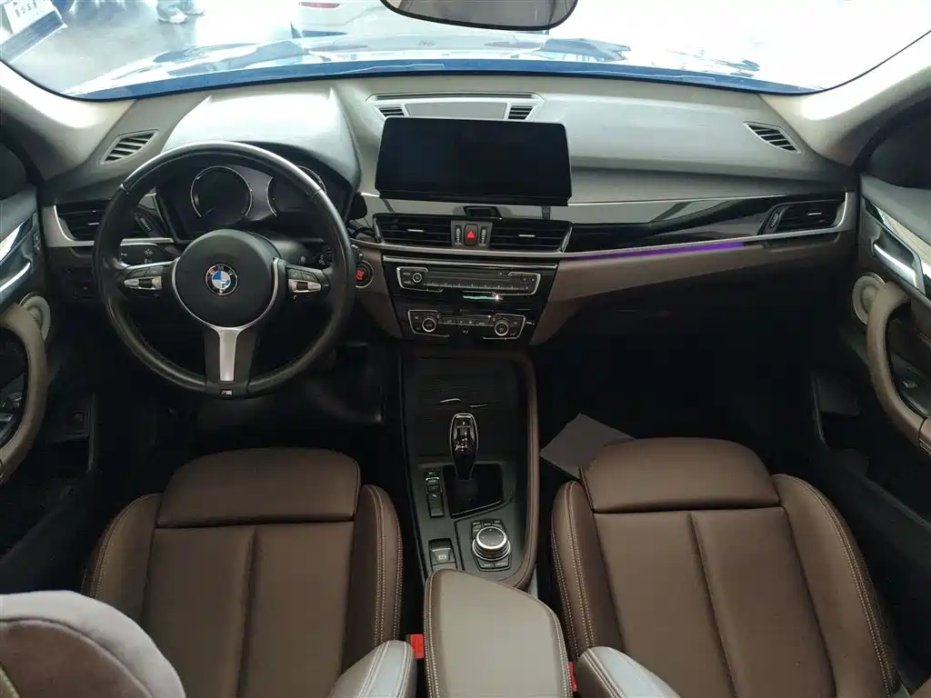 BMW X1 2022 sDrive25Li Leading Model купить на сайте DeffCars