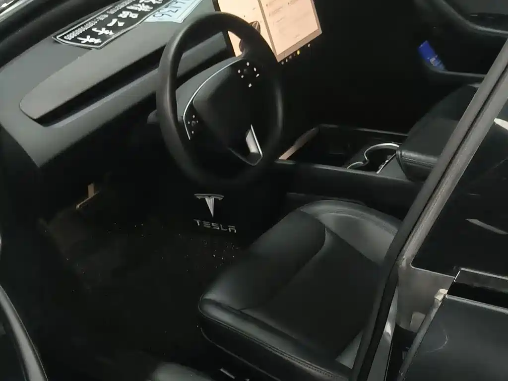 Model 3 2023 rear-wheel drive version купить на сайте DeffCars