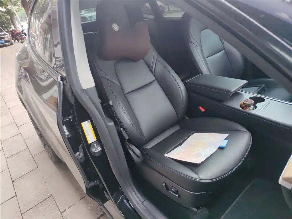 Model Y 2022 rear-wheel drive version купить на сайте DeffCars