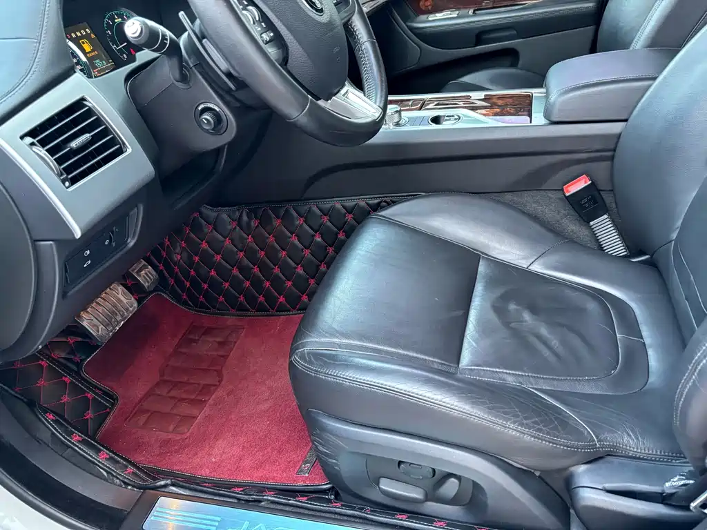 Jaguar XF 2015 XF 2.0T 80th Anniversary Collection Deluxe Edition купить на сайте DeffCars