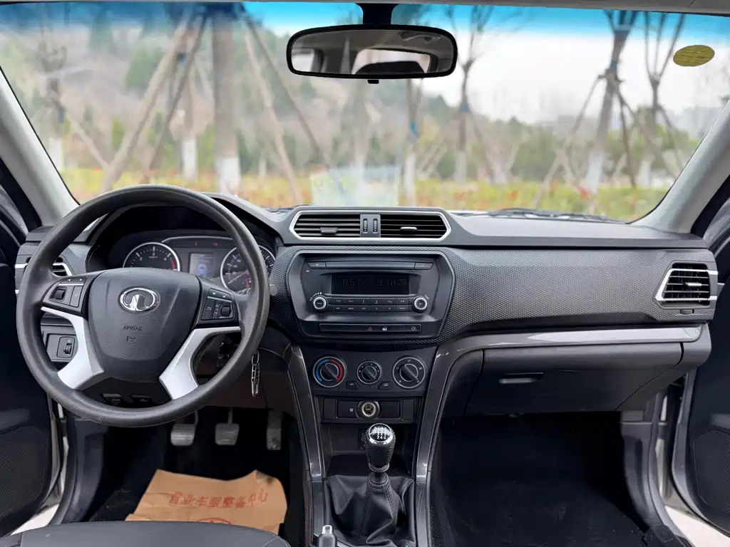 Fengjun 5 2021 2.0T diesel two-wheel drive super affordable large double-row National VI GW4D20M купить на сайте DeffCars