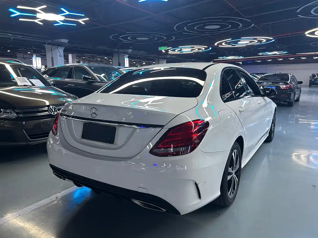 Mercedes-Benz C-Class 2016 C 200 Sports Edition купить на сайте DeffCars