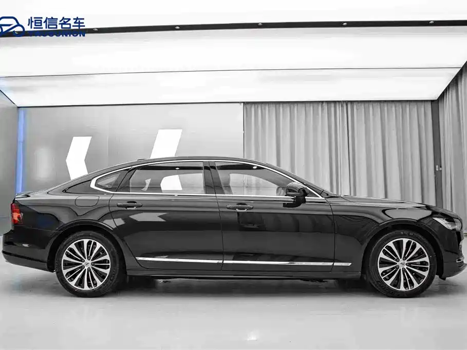 Volvo S90 2024 B5 Zhiyi Luxury Edition купить на сайте DeffCars